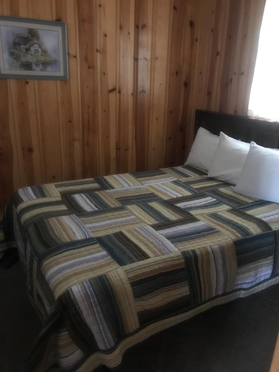 Chalet Motel Custer Ngoại thất bức ảnh