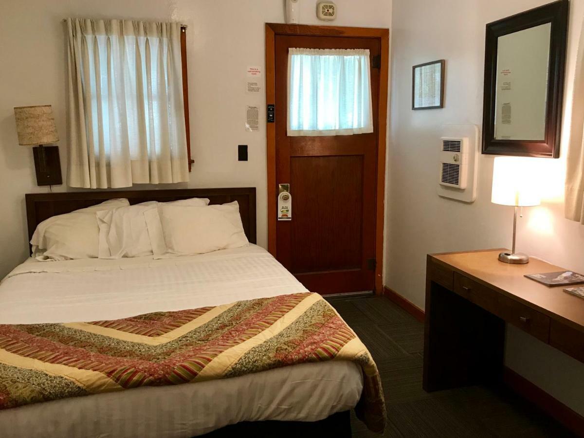 Chalet Motel Custer Ngoại thất bức ảnh